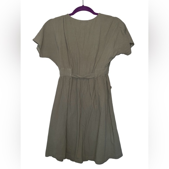 OLIVE LINEN BUTTON DRESS - Picture 2 of 2